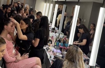 Φωτογραφίες από το backstage του Εύρηκα Μασσαλίας Fashion Reborn shοw