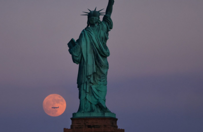 Photo By @GaryHershorn On Twitter