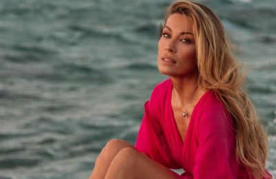 Το καλοκαίρι έχει dress code και οι Ελληνίδες celebs το επιβεβαιώνουν