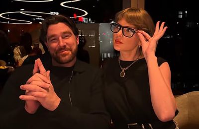Taylor & Travis: Έκαναν δωρεά 26 εκατ. λίγο πριν τον γάμο τους