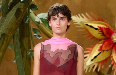 Όταν η Haute Couture της Chanel αφηγείται ιστορίες αντί για τάσεις