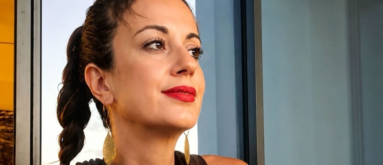 Η Αφροδίτη Δερματά φόρεσε το πιο «sunset» φόρεμα του καλοκαιριού