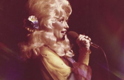 Dolly Parton: Έφυγε από την ζωή μετά από «σύντομη μάχη με τον καρκίνο»