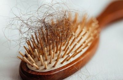 Σου πέφτουν περισσότερα μαλλιά τώρα που μπήκε ο Σεπτέμβρης; 