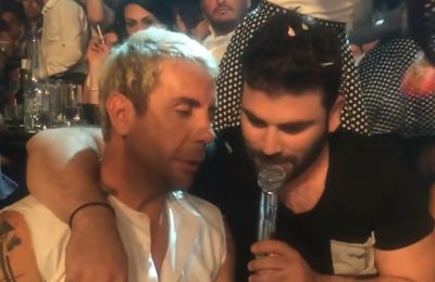 Όταν ο Μαζωνάκης έδωσε το μικρόφωνο στον Παντελίδη και έγραψαν ιστορία