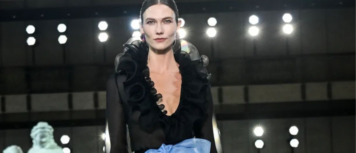 Η Carolina Herrera κάνει ξανά το «pretty» cool