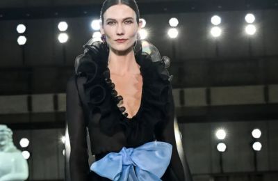Η Carolina Herrera κάνει ξανά το «pretty» cool