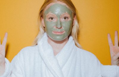 2 DIY μάσκες προσώπου για το πρώτο beauty reset του φθινοπώρου