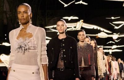 @chanelofficial 