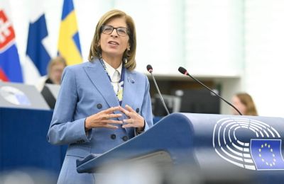 Στέλλα Κυριακίδου: Το ηχηρό μήνυμα και η φωτογραφία από το ογκολογικό