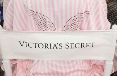 Ποια Κύπρια ποζάρει σαν αγγελάκι της Victoria’s Secret