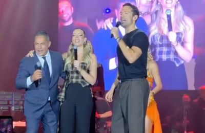 Τζον Χριστοδούλου: Χόρεψε ζεϊμπέκικο στη σκηνή με τον Αργυρό